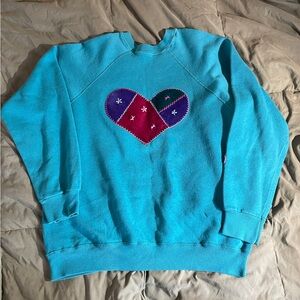 VTG Sweatshirt with Heart Patches